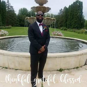 Meet your Posher, Adrian